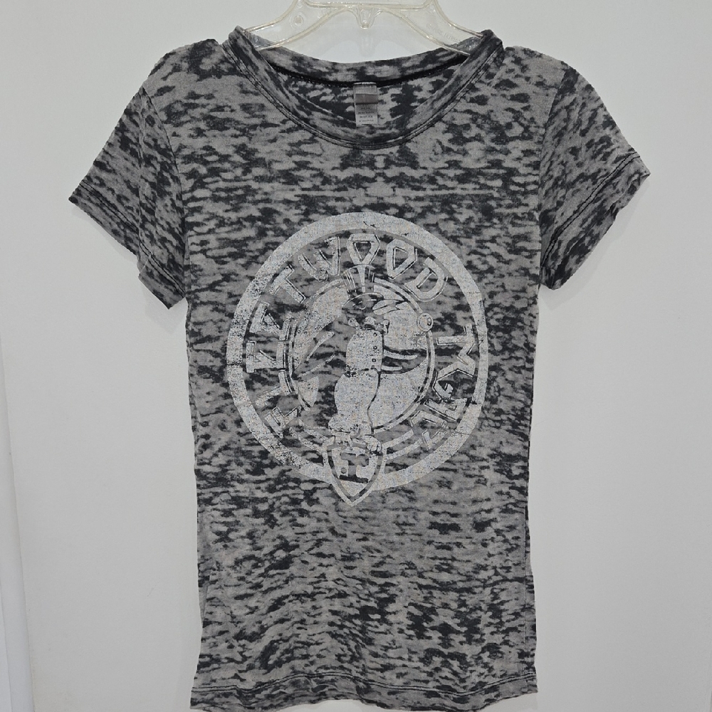 Fleetwood Mac Burnout  Women's Short Sleeve Band Tee Size M